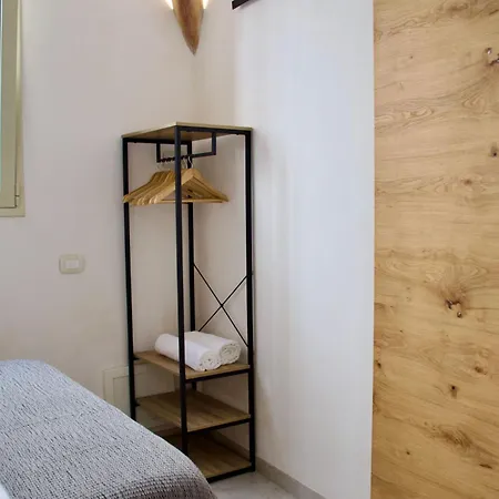 Casa de hóspedes Dimora In Centro By Halldis 3*